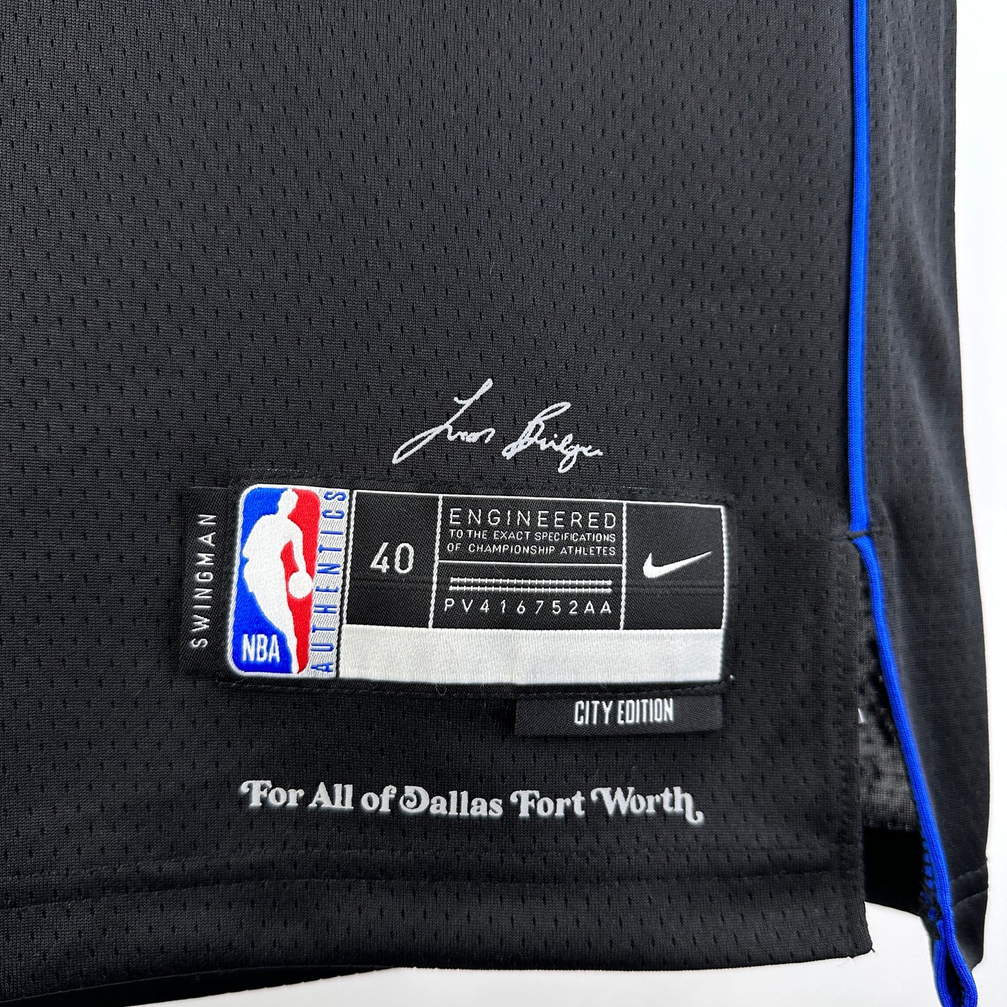 Dallas Mavericks Luka Dončić Nike Black 2023/24 NBA Swingman Jersey - City Edition