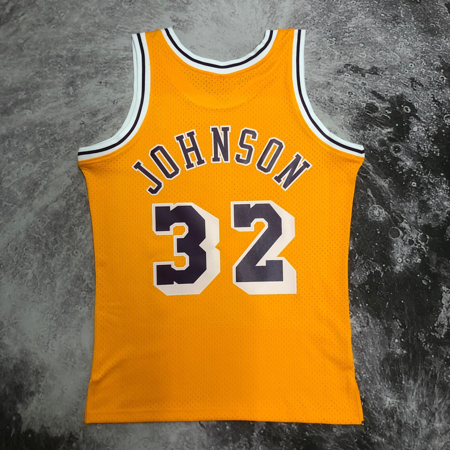 Los Angeles Lakers Magic Johnson Mitchell & Ness 1984/85 Hardwood Classics Authentic Jersey - Gold