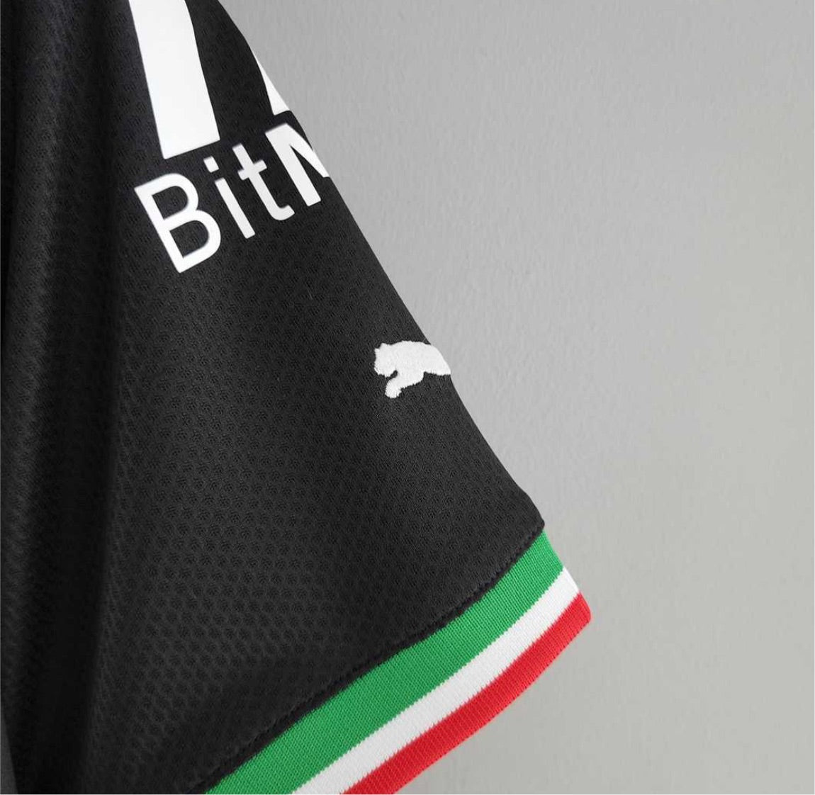 Zlatan Ibrahimović A.C Milan  2022/2023 Soccer Home Puma Player Jersey - Black