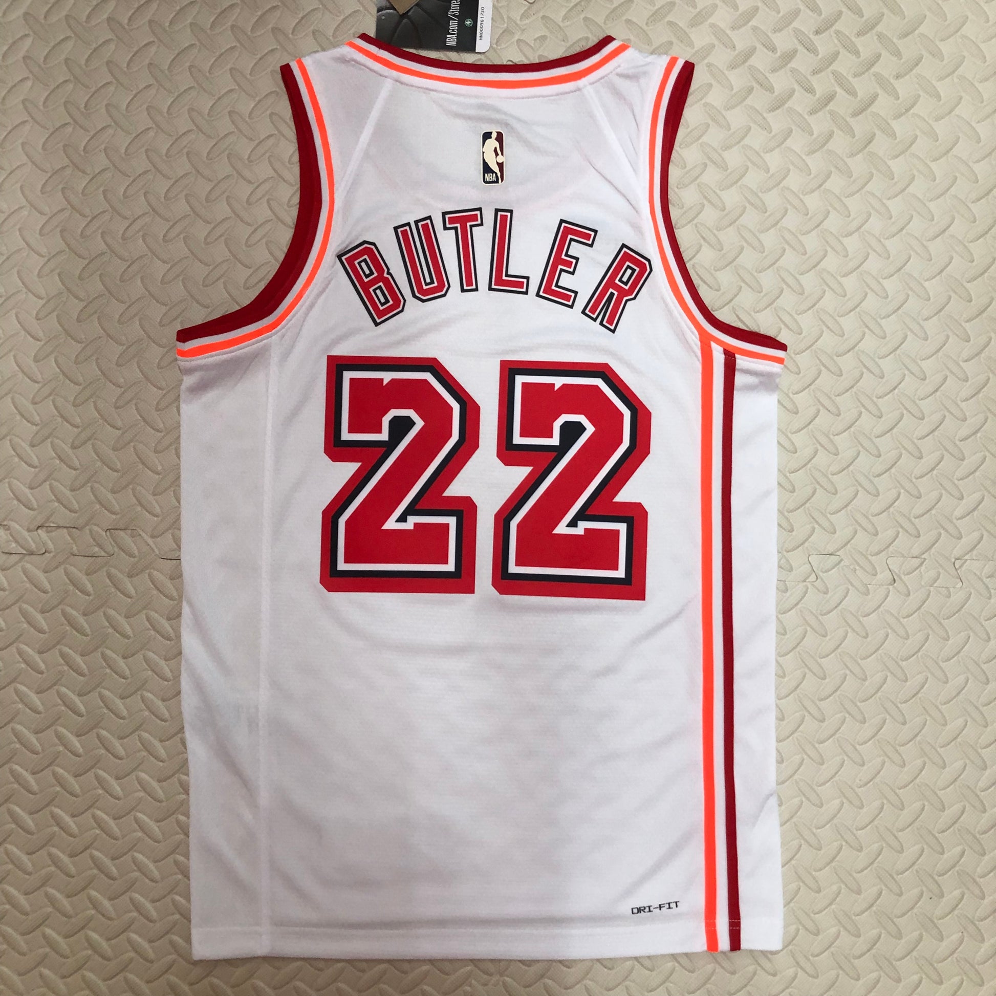 Jimmy Butler Miami Heat Black #22 Youth 8-20 Home Edition Swingman Player  Jersey