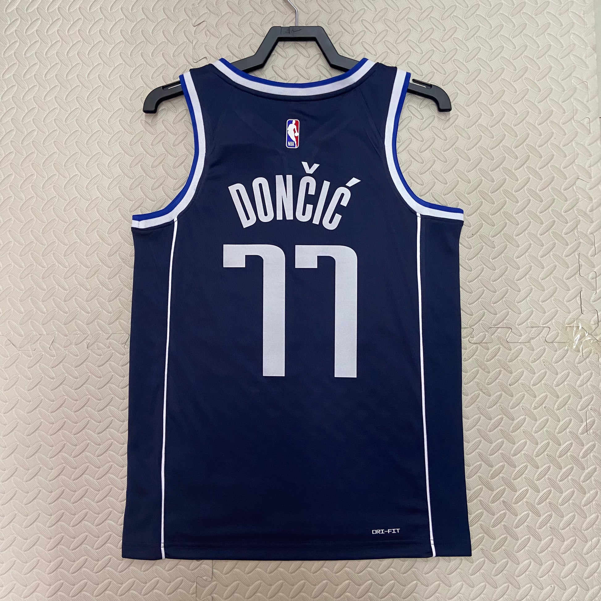 Authentic Luka Dončić Dallas Mavericks 21/22 Statement jersey NIKE 