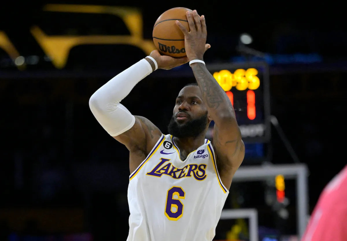 Lebron James Los Angeles Lakers White Jersey*